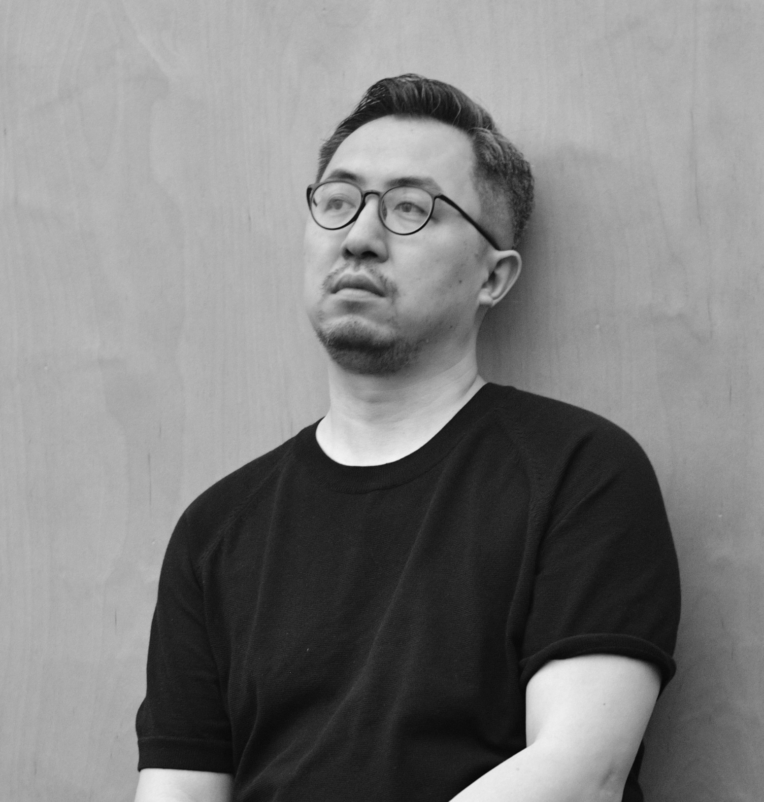 谭小正黑白肖像