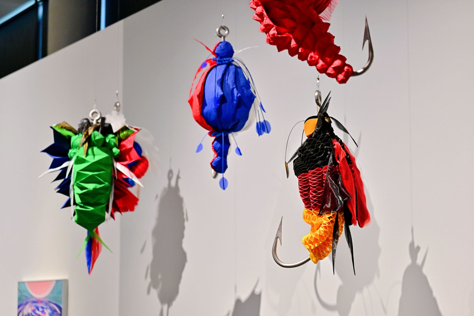Luo Li: What’s Hiding Behind the Beautiful Bait?